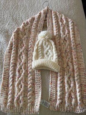 GAP Cream Cable Knit Pom Beanie and Multicolor Speckled Knit Scarf